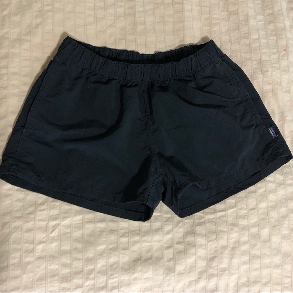 Patagonia Barely Baggies Shorts in Black